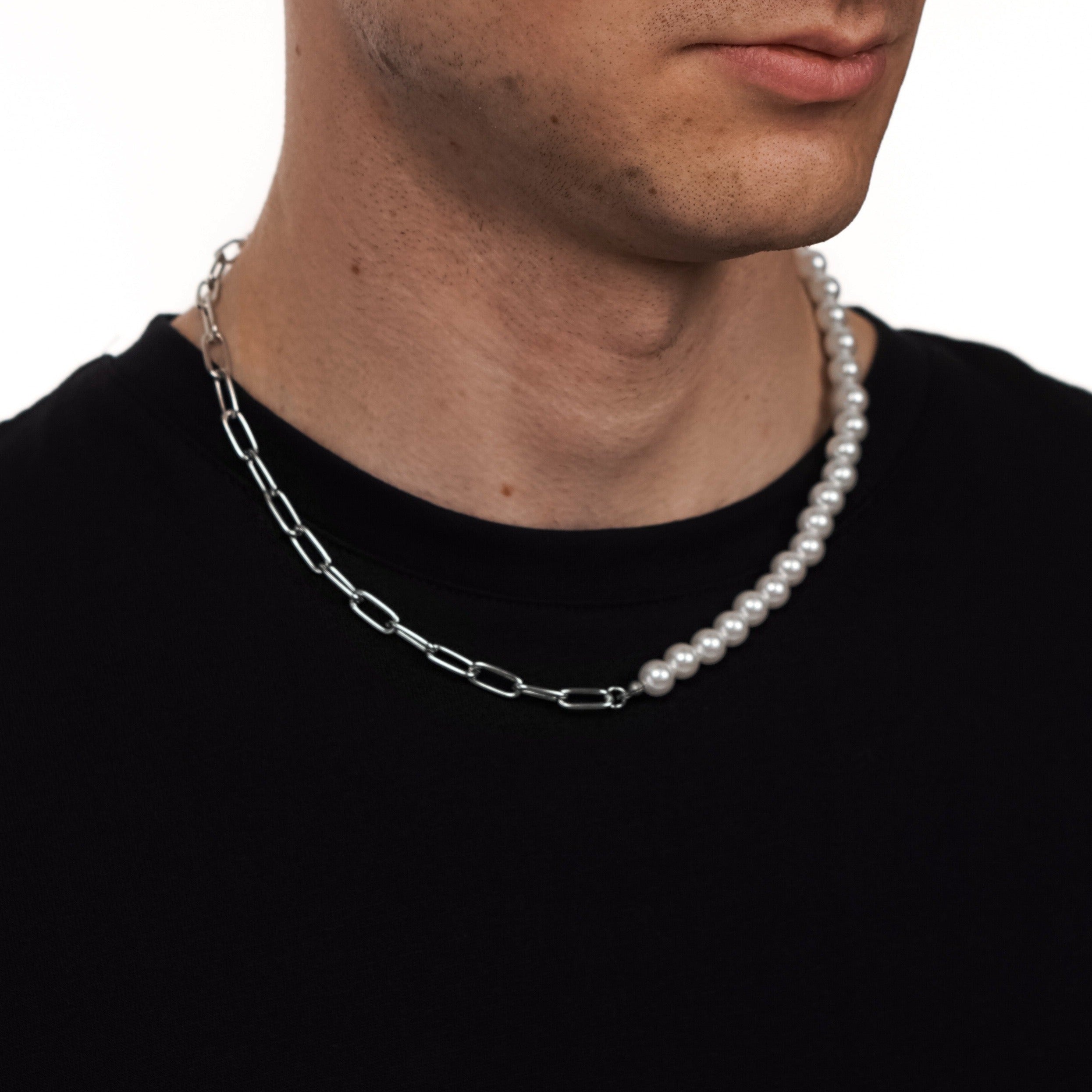 BATTLE Necklace